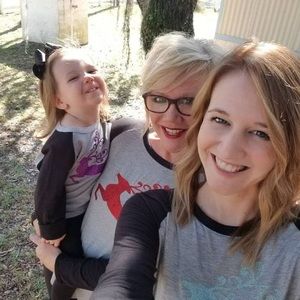 Meet your Posher, Lori